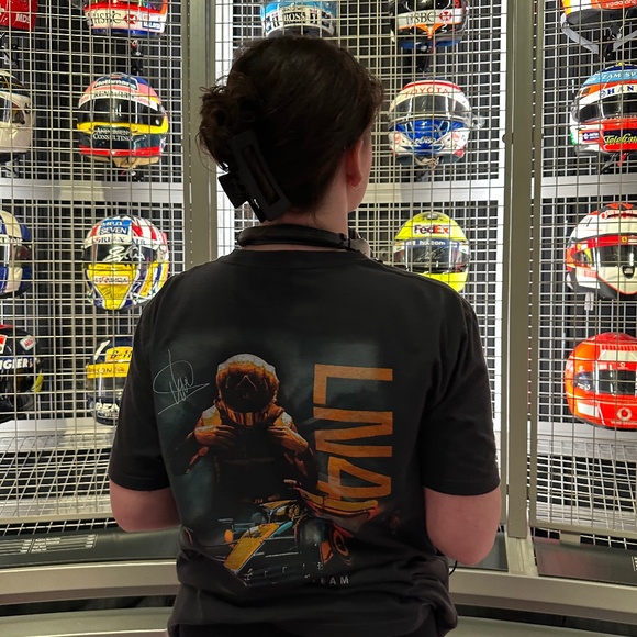 Meet your Posher, Cayla - Picture 1 of 1